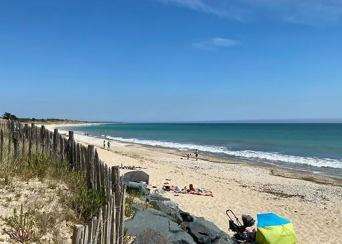 Appartement En Duplex Avec Balcon, 5 Minutes Plage Et Centre Village